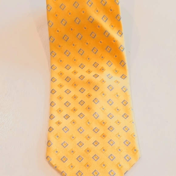 BROOKS BROTHERS (Made in Italy) 100% Silk Tie - Picture 7 of 12